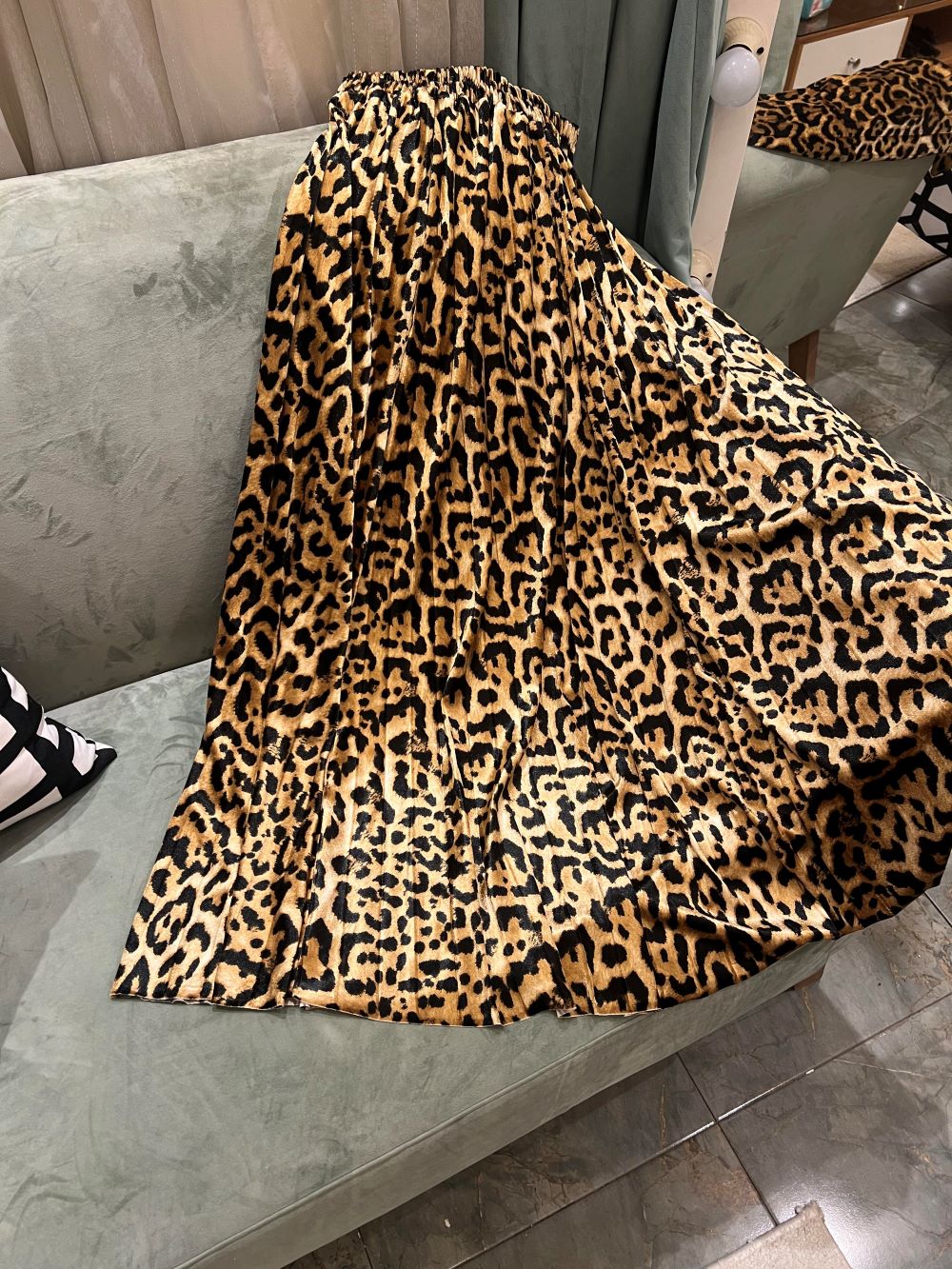 Velvet Pleated Skirt Leopard in two Shades - Image 2