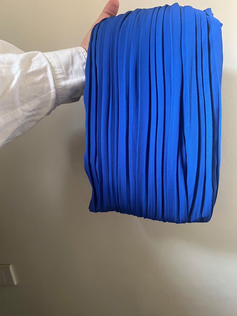 Pleated skirt made from imported crepe fabric (Blue) - Image 3