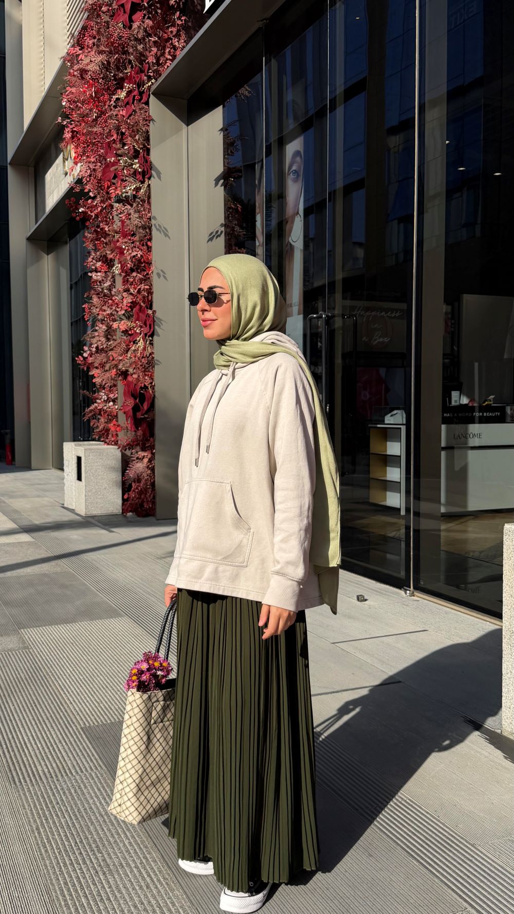Pleated skirt made from imported crepe fabric (Olive Green) - Image 2