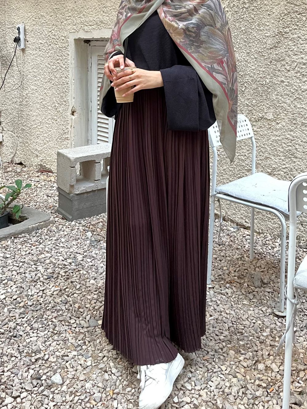 Pleated skirt made from imported crepe fabric (Brown) - Image 10