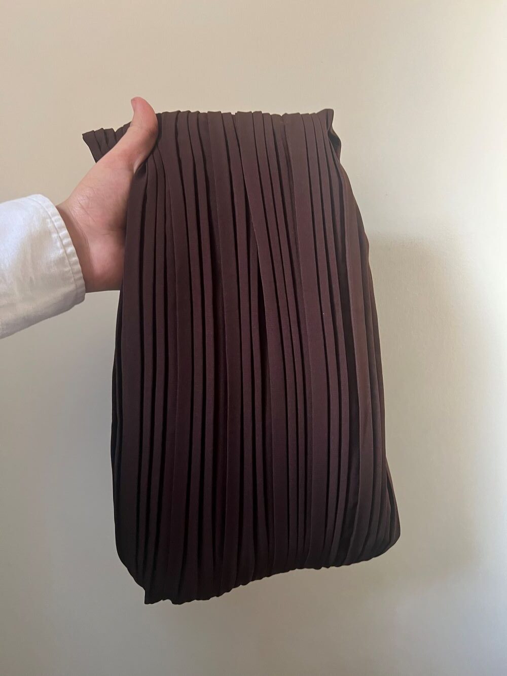 Pleated skirt made from imported crepe fabric (Brown) - Image 11