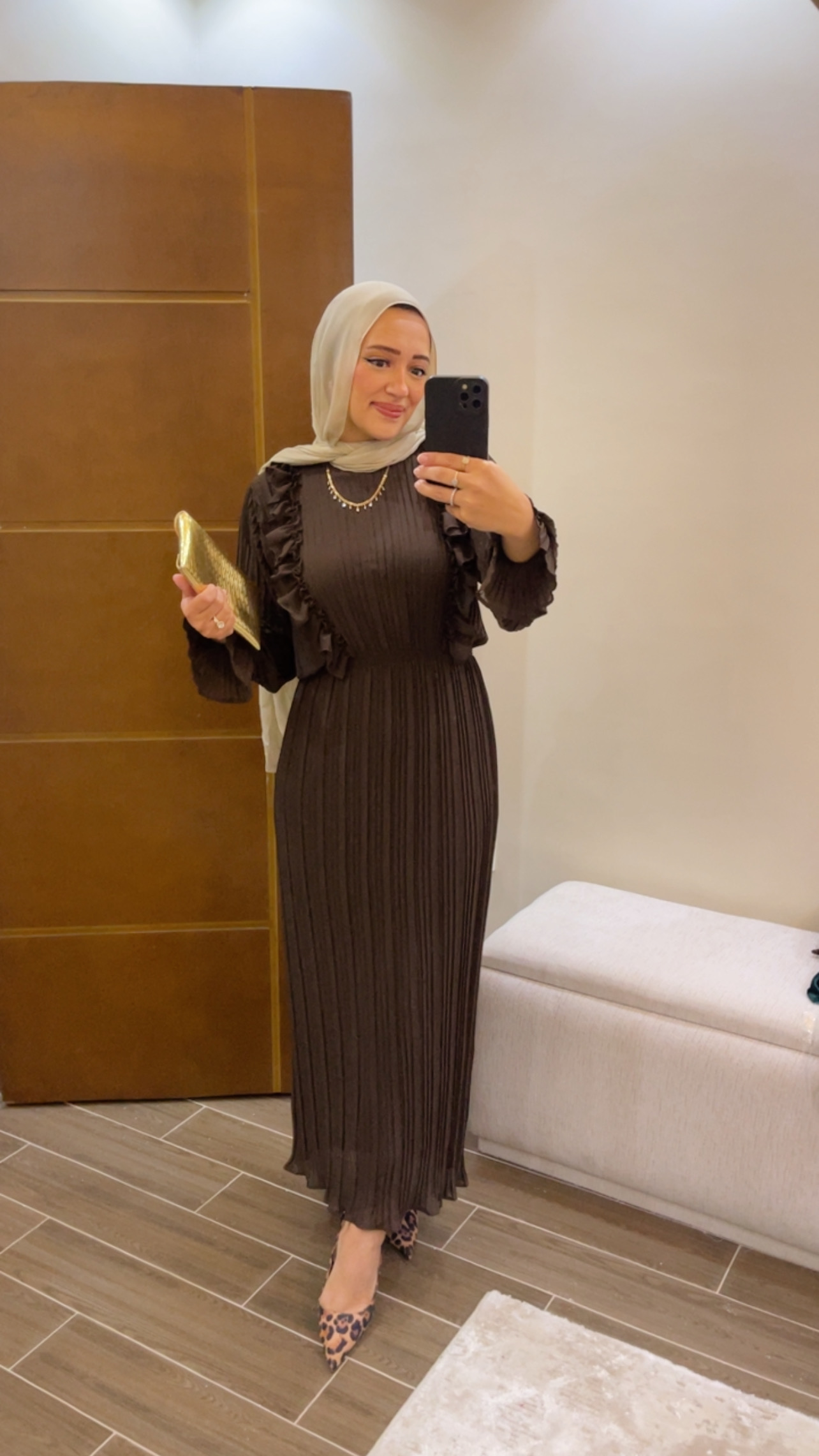 Pleated chiffon Dress with Separate Inner (Brown) - Image 2