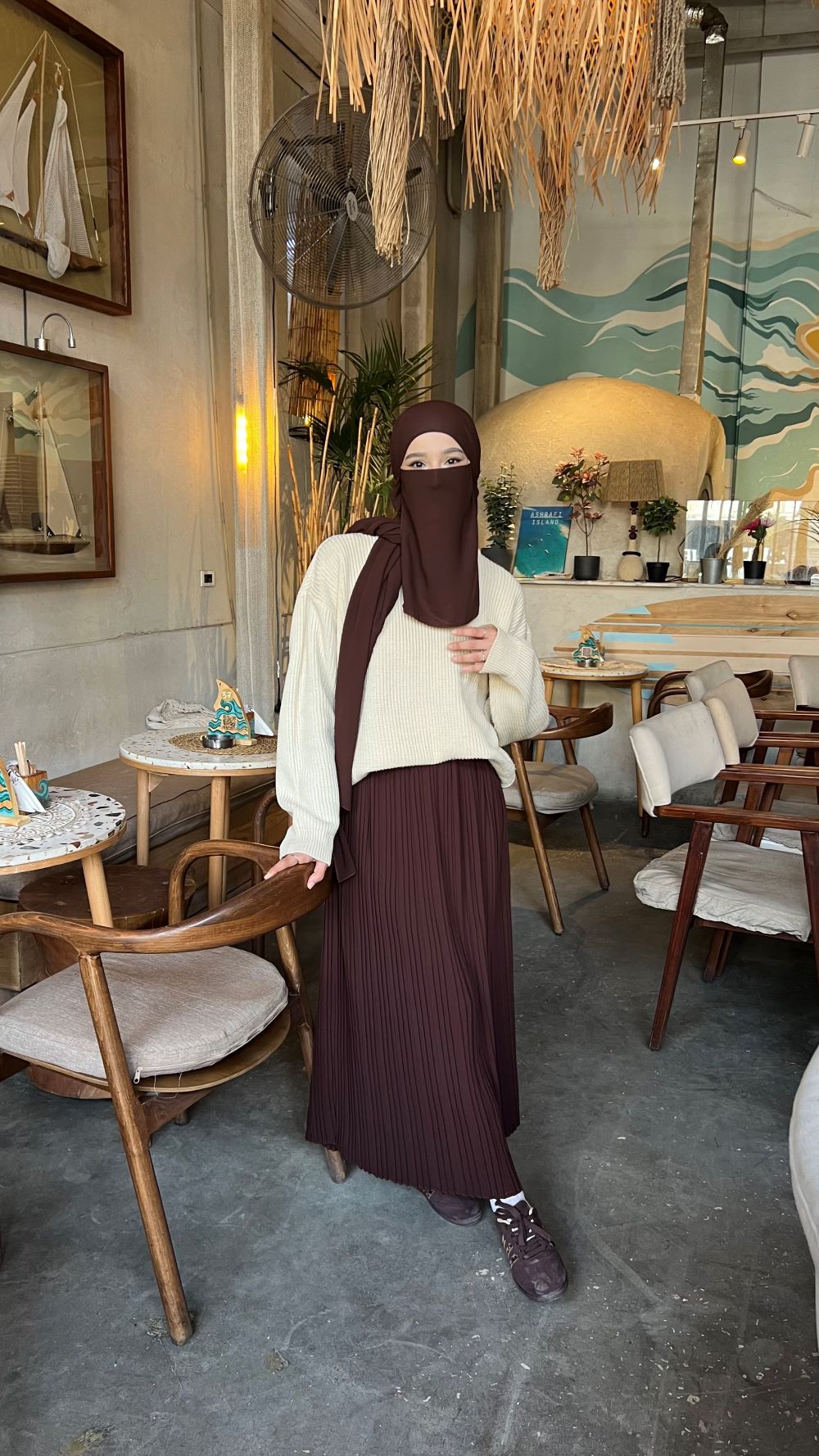 Pleated skirt made from imported crepe fabric (Brown) - Image 5