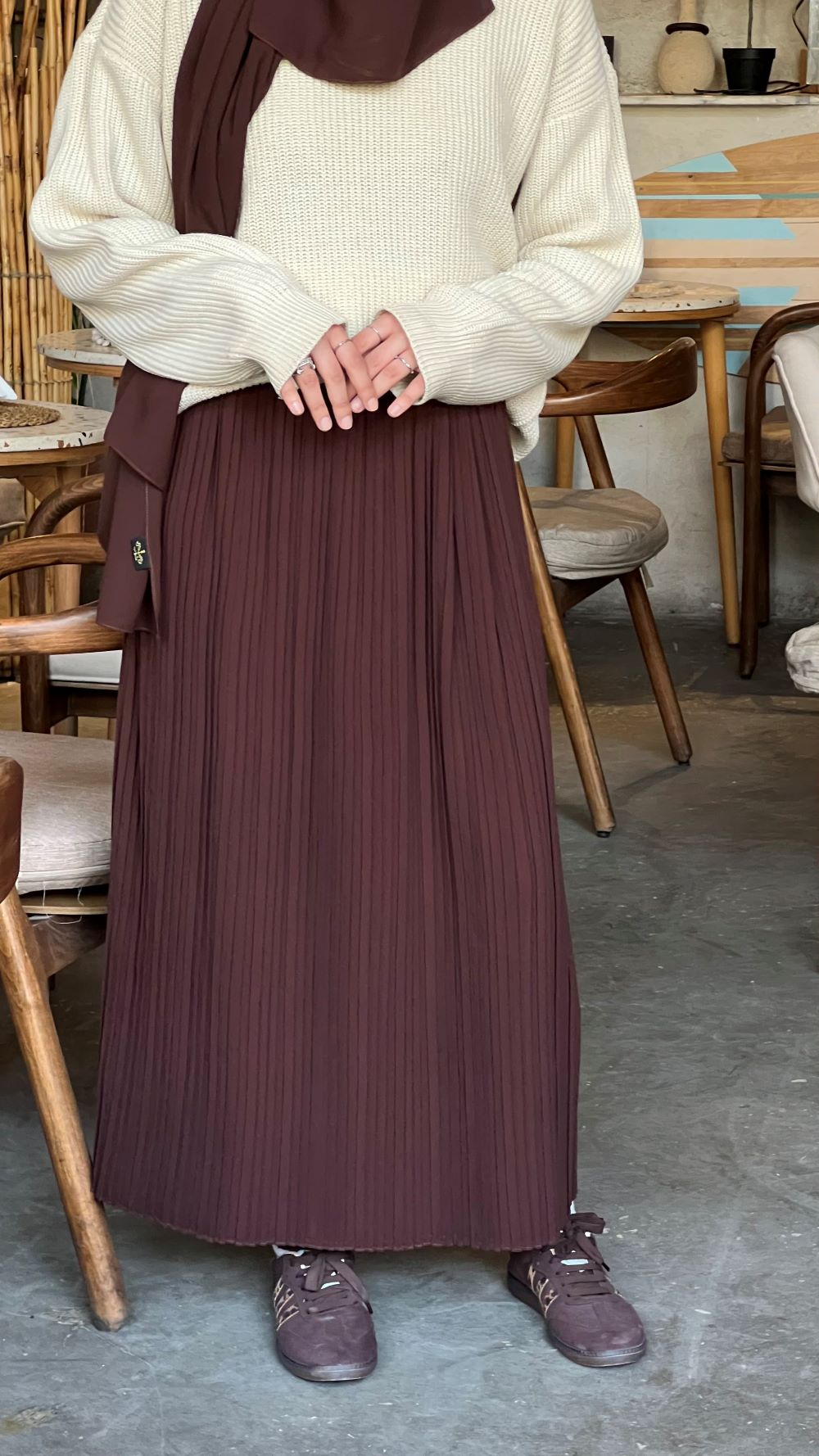 Pleated skirt made from imported crepe fabric (Brown) - Image 4