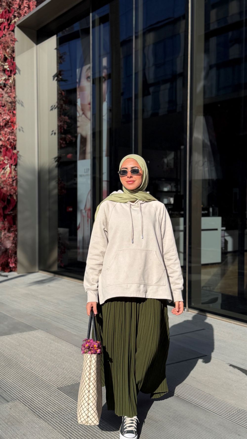 Pleated skirt made from imported crepe fabric (Olive Green)