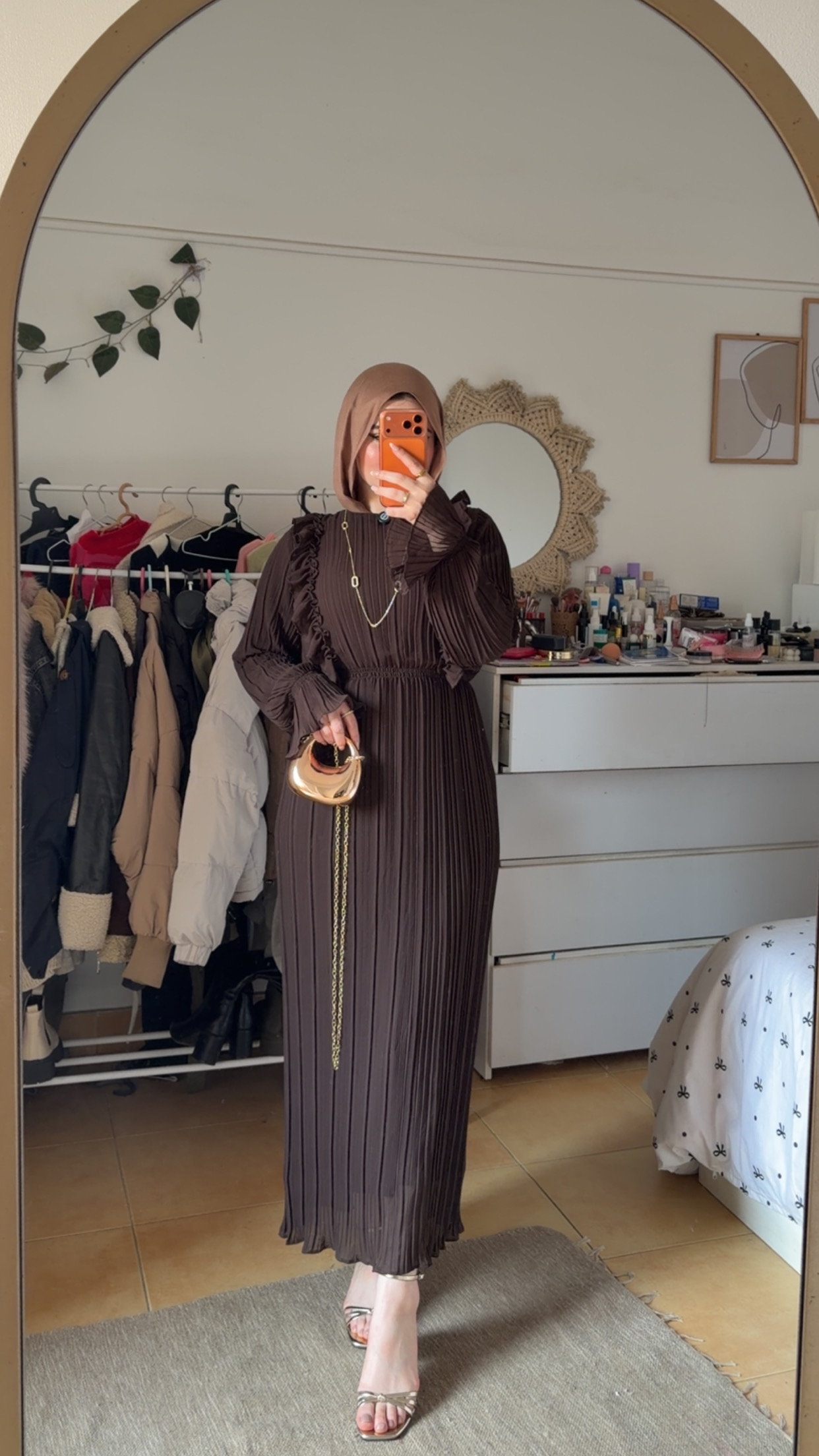Pleated chiffon Dress with Separate Inner (Brown) - Image 4