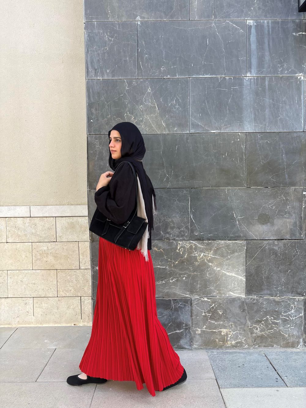 Pleated skirt made from imported crepe fabric (Red) - Image 6