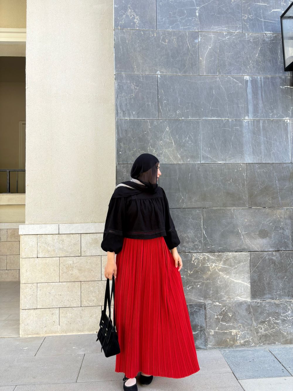 Pleated skirt made from imported crepe fabric (Red) - Image 7
