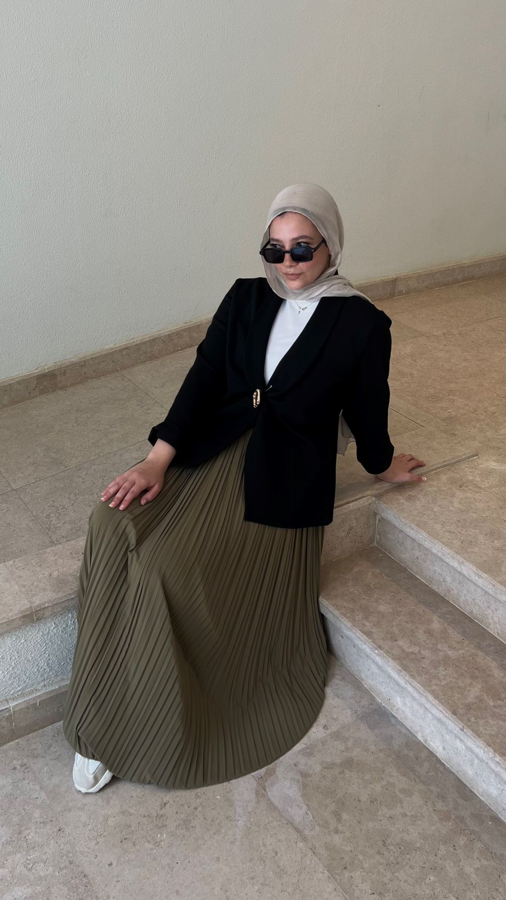 Pleated skirt made from imported crepe fabric (Light Olive) - Image 2