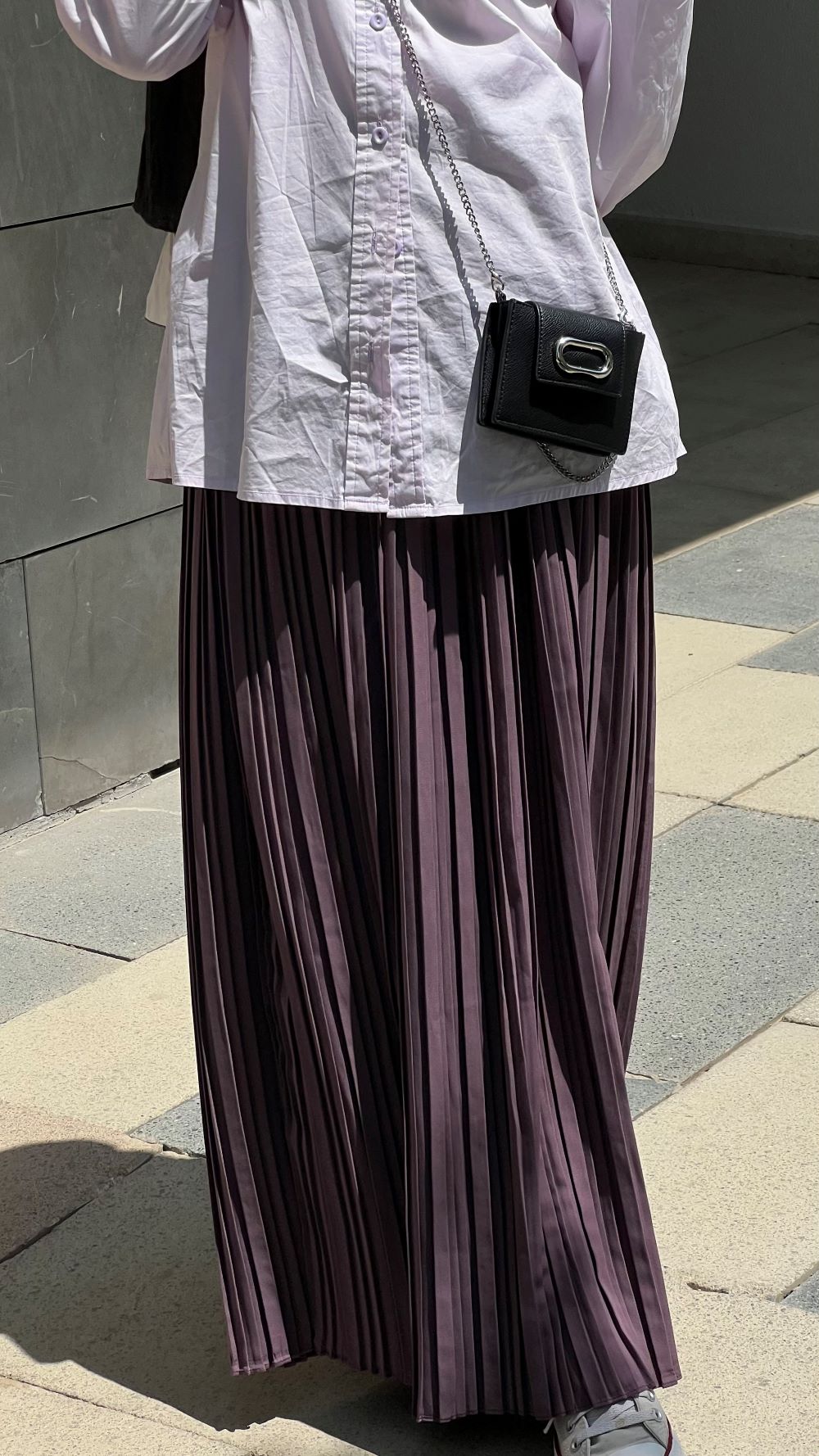 Pleated skirt made from imported crepe fabric (Smoky Cashmere Mauve) - Image 3