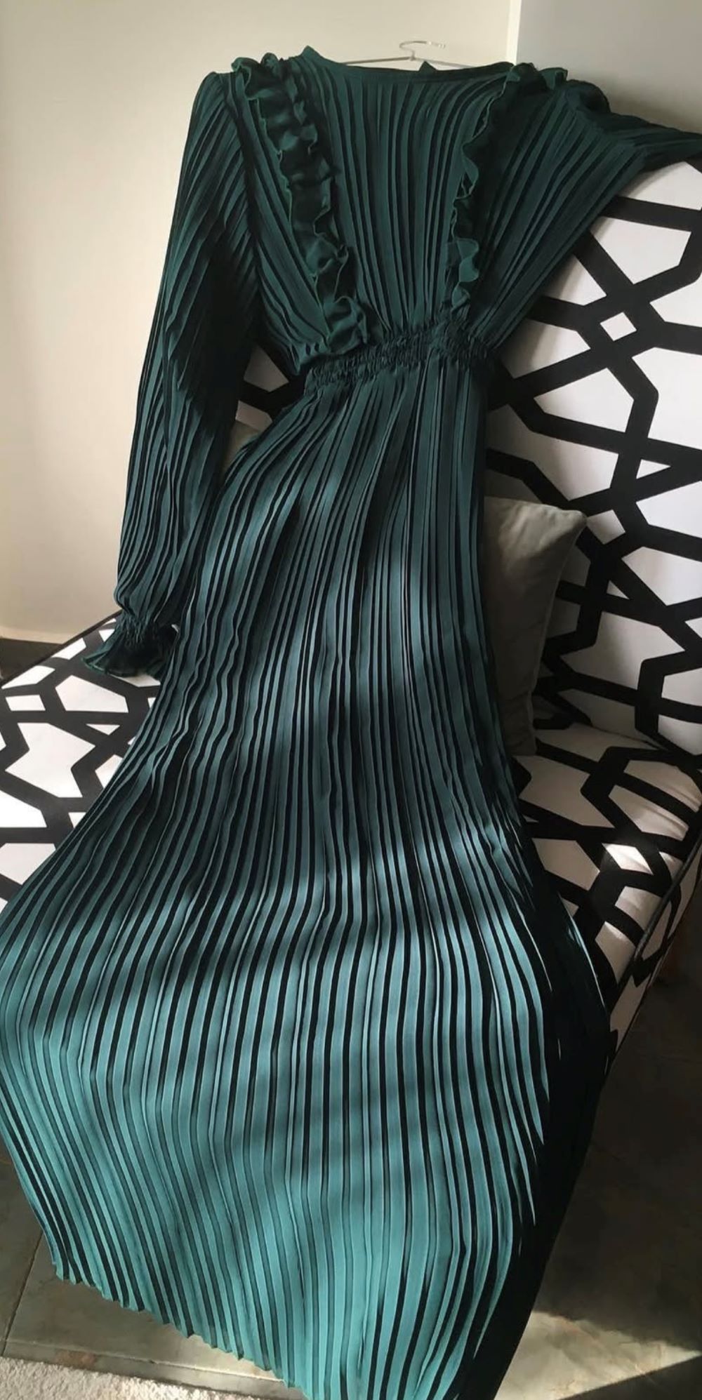 Pleated chiffon Dress with Separate Inner (Royal Green)