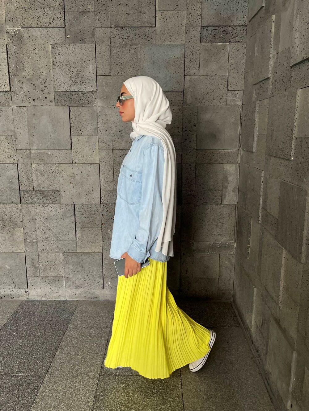 Pleated skirt made from imported crepe fabric (Yellow) - Image 4