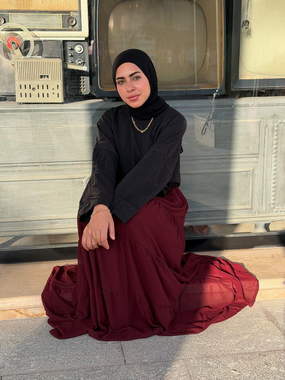 Ruffles Chiffon Skirt (Burgundy) - Image 3