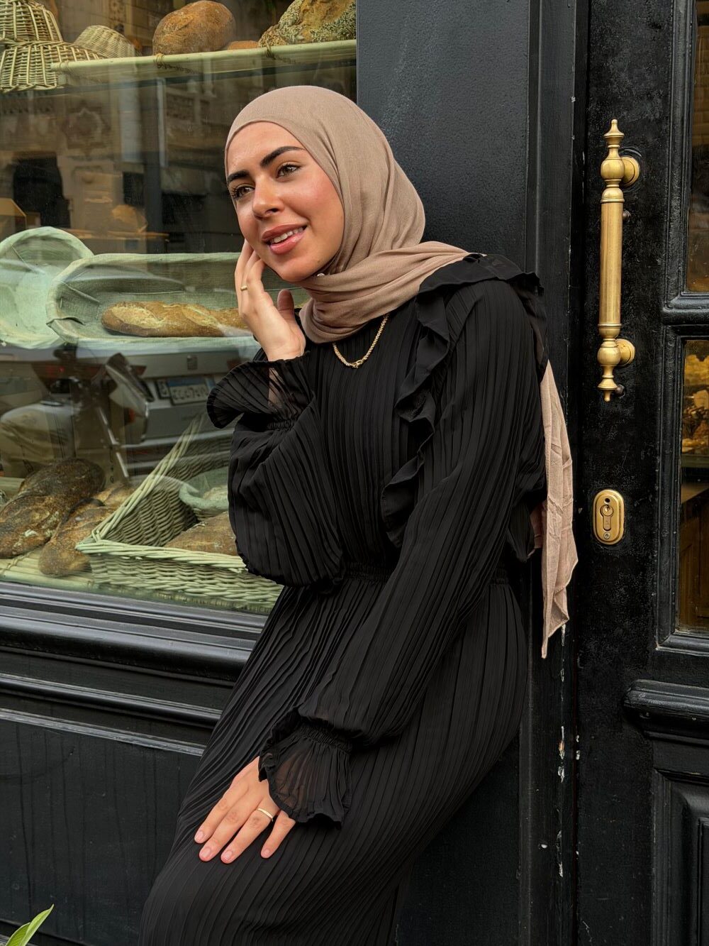 Pleated chiffon Dress with Separate Inner (Black) - Image 8