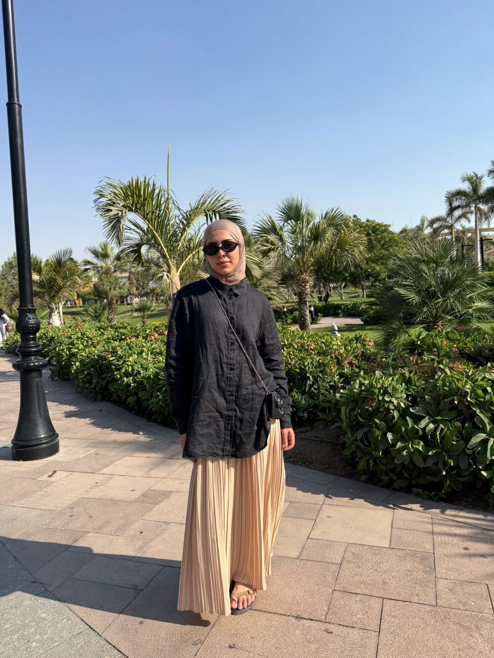 Pleated skirt made from imported crepe fabric (Beige) - Image 6