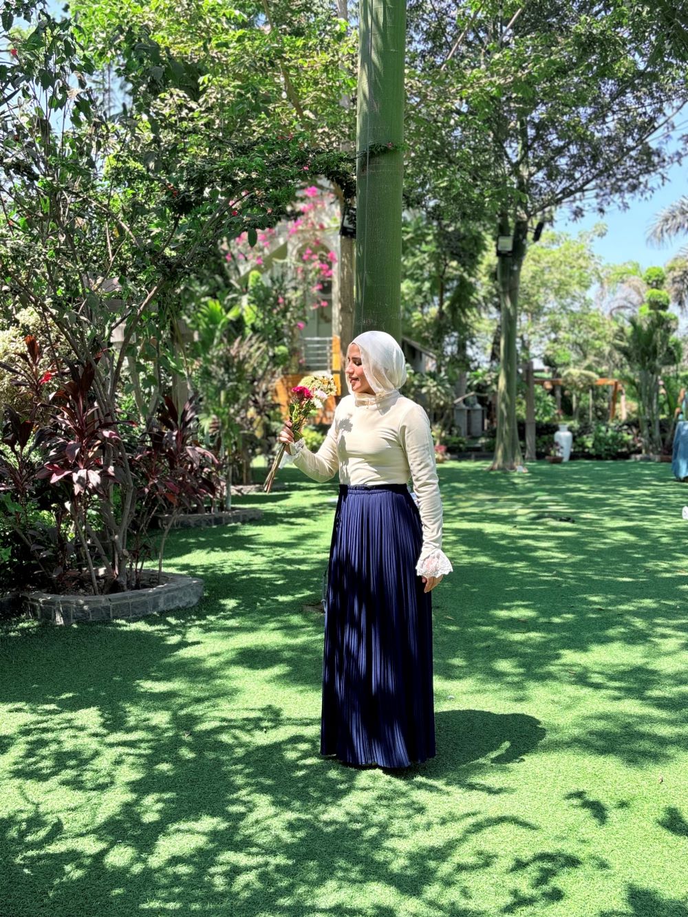 Pleated skirt made from imported crepe fabric (Navy) - Image 3