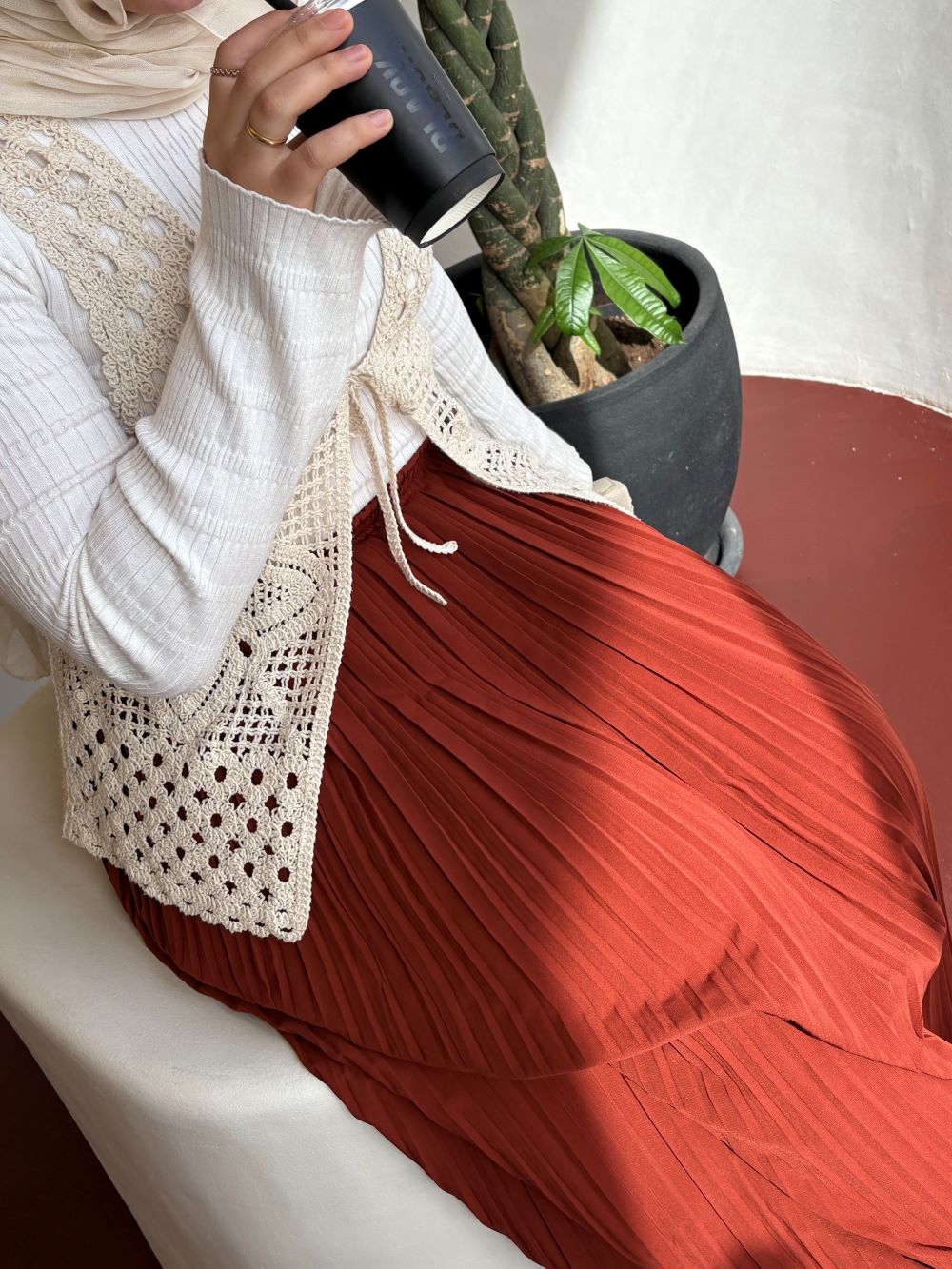 Pleated skirt made from imported crepe fabric (Topy) - Image 3