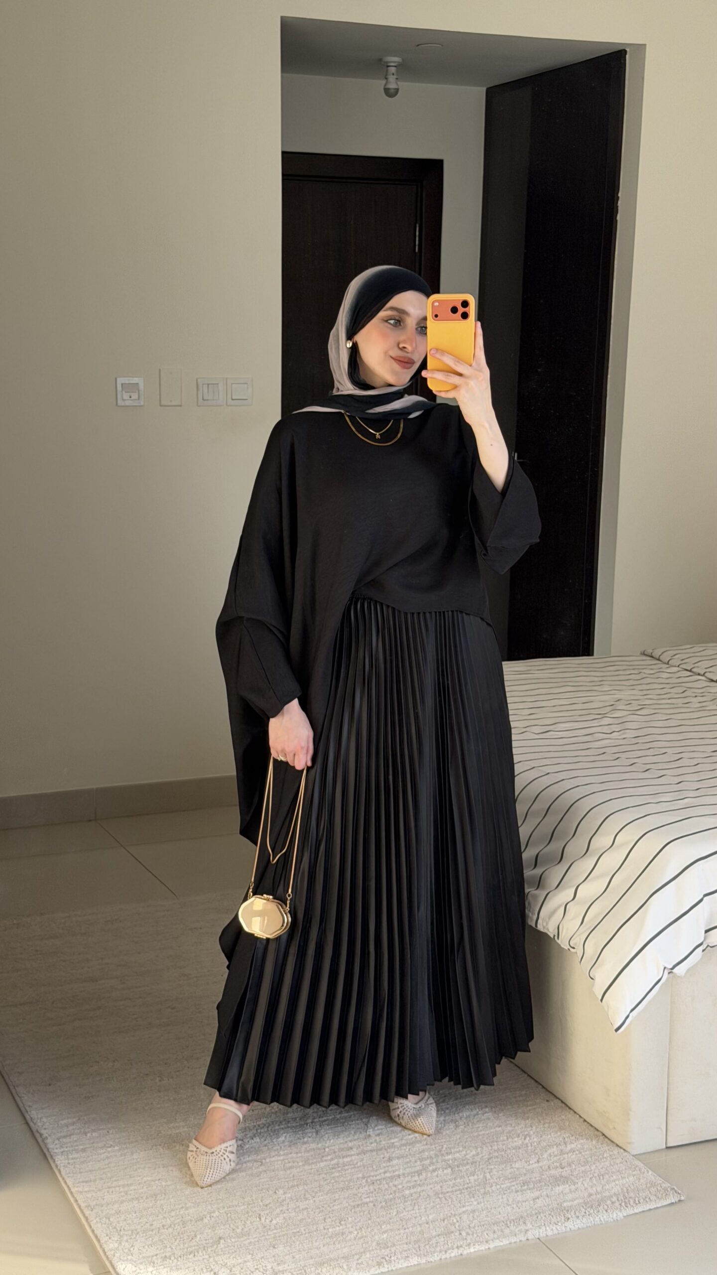 Satan klosh pleated skirt (Black) - Image 3