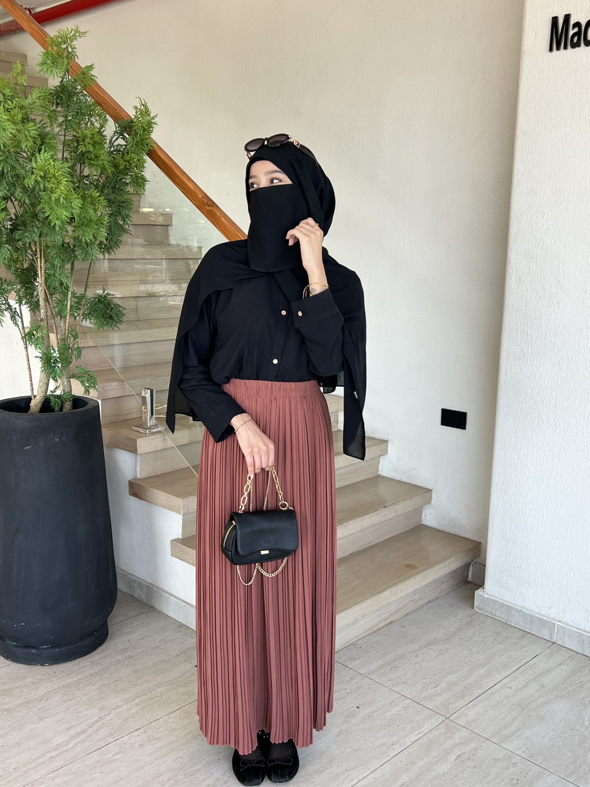 Pleated skirt made from imported crepe fabric (Dusty rose) - Image 7