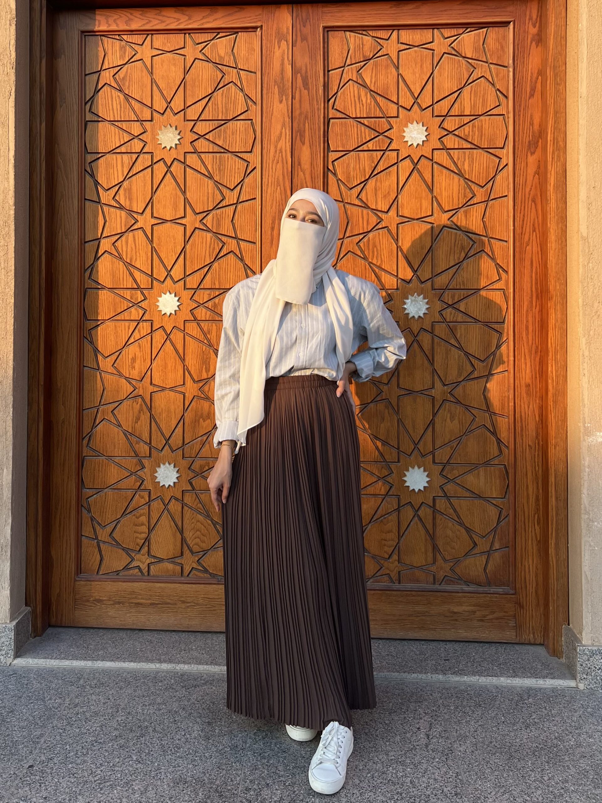 Pleated skirt made from imported crepe fabric (Coffe Mocha) - Image 3