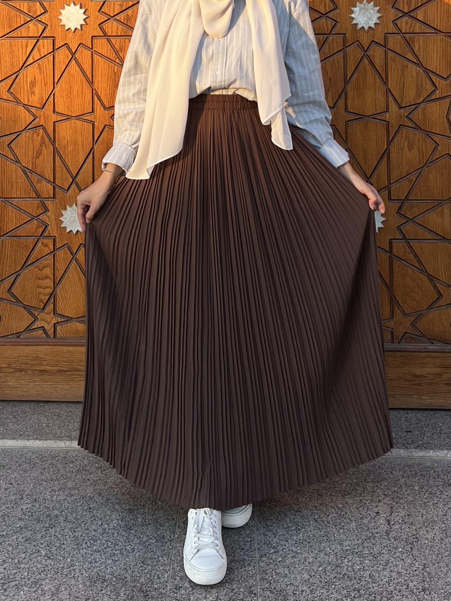 Pleated skirt made from imported crepe fabric (Coffe Mocha) - Image 4