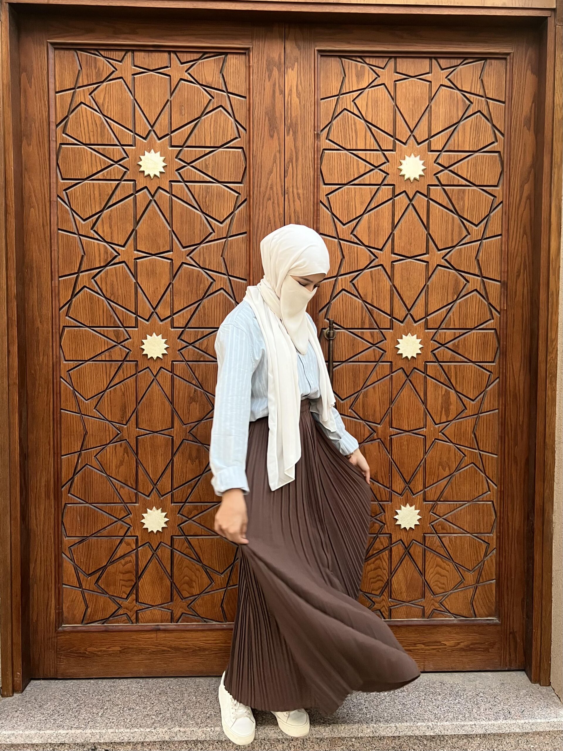 Pleated skirt made from imported crepe fabric (Coffe Mocha) - Image 7