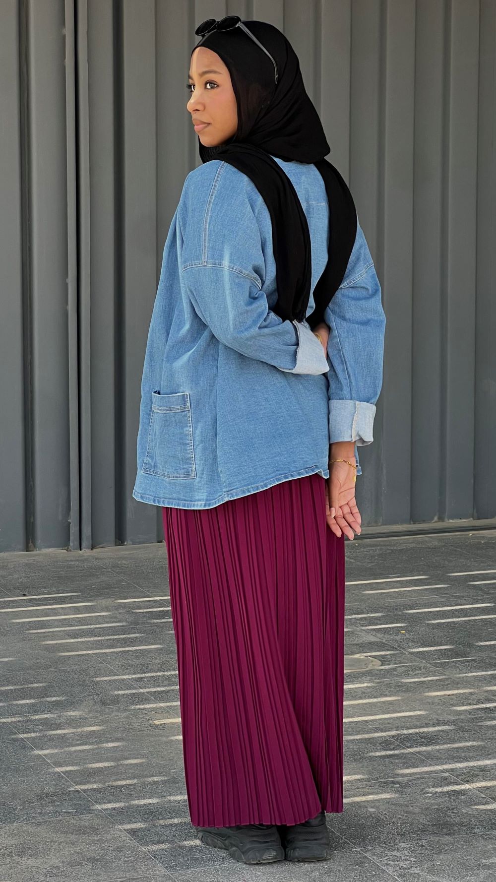 Pleated skirt made from imported crepe fabric (Maron) - Image 3